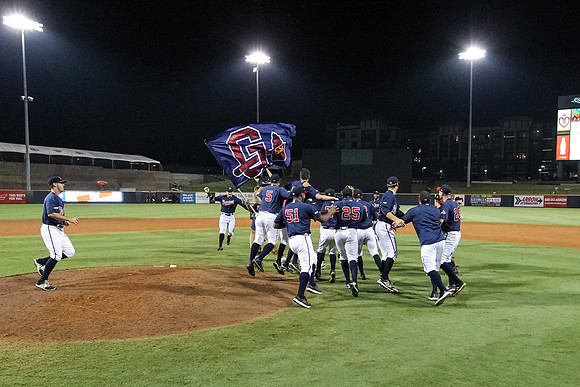 Celebration.Team_09102016_KarlLMoore-2