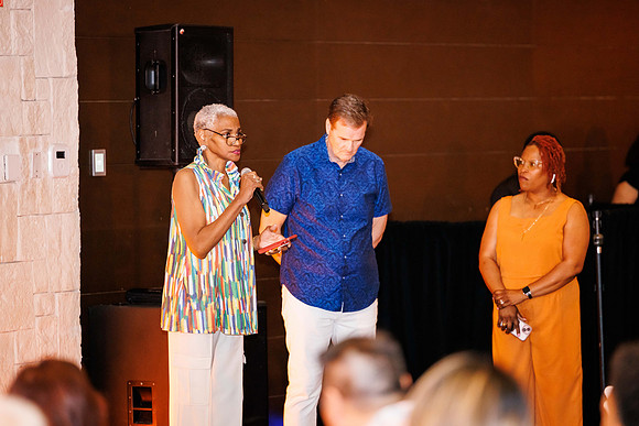 Sunday Welcome_04212024_Mooreshots LLC-146