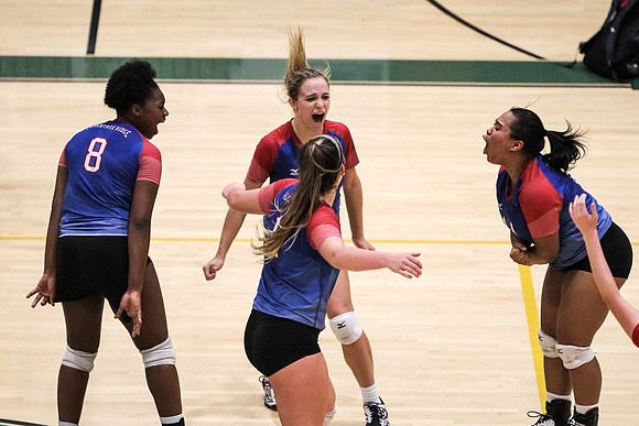 PRVolleyball_10112017_KarlLMoore-83