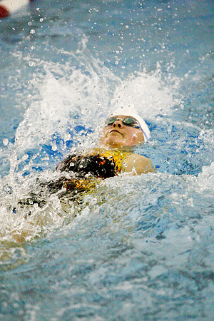 KLM_DHS Swim_01202011-017
