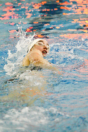 KLM_DHS Swim_01202011-097