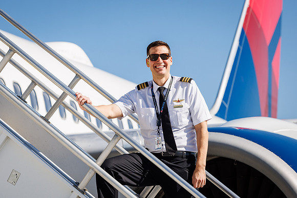 AF_20241116_PartnerFlyaway_KM-216