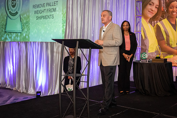 Veritiv_02052019_KarlLMoore-36
