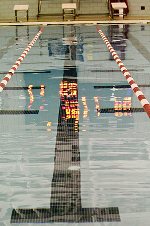 KLM_DHS Swim_01202011-084