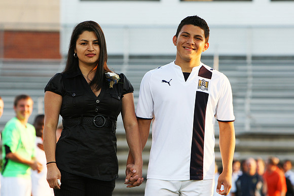 KLM_DHS Senior Night 2010_042
