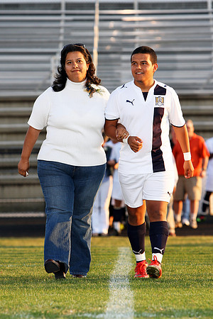 KLM_DHS Senior Night 2010_033