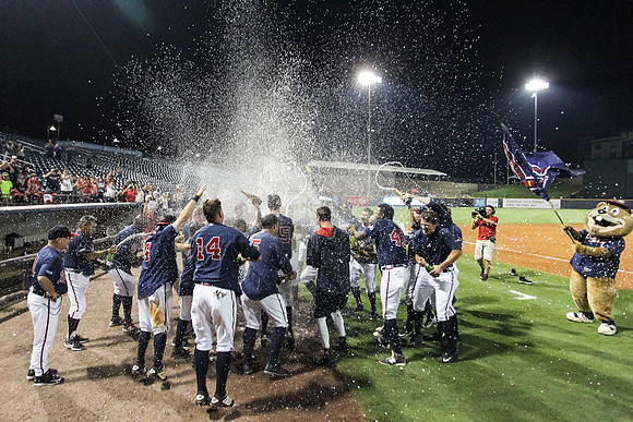 Celebration.Team_09102016_KarlLMoore-15
