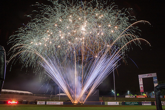Fireworks_05232014_KarlLMoore-5