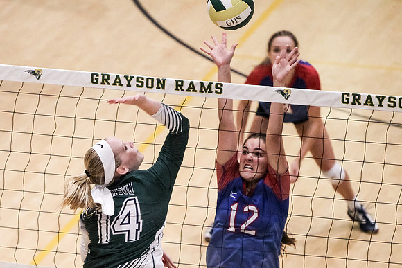 PRVolleyball_10112017_KarlLMoore-39