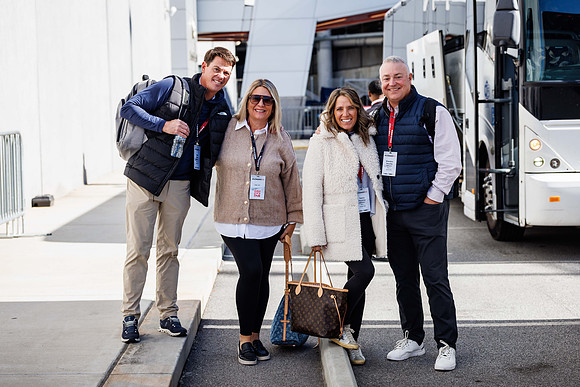 AF_20241116_PartnerFlyaway_KM-83