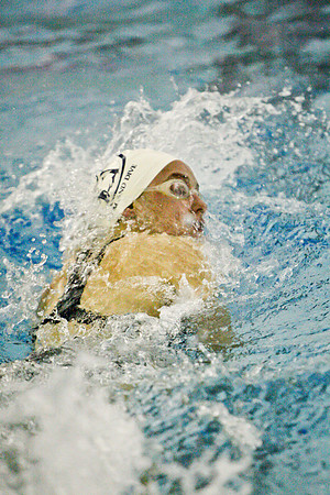 KLM_DHS Swim_01202011-046