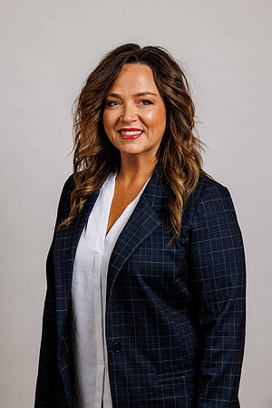 Headshots_05152024_MooreshotsLLC-94