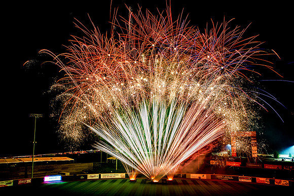 Fireworks_07042014_KarlLMoore-1