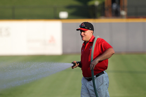 Groundscrew_09102016_KarlLMoore-3