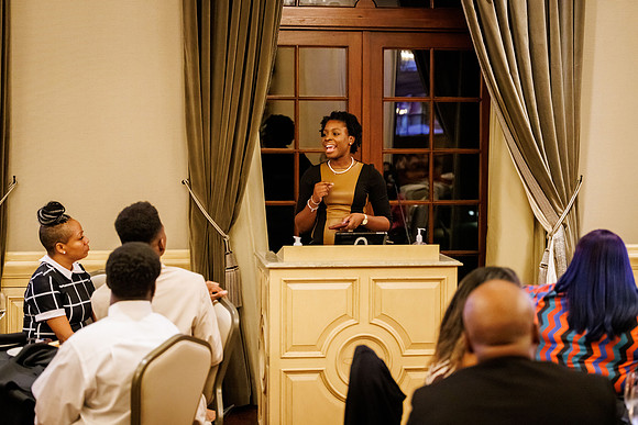CelebrationDinner_10042022_KarlLMoore-125