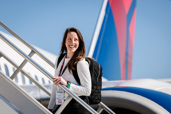 AF_20241116_PartnerFlyaway_KM-262