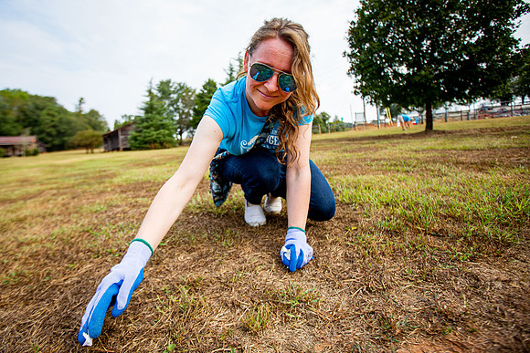 JMFAMILY_20190928_HurricaneShoalsParkCleanUp_SB1_2875