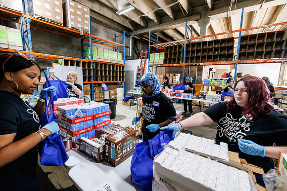 HandsOnATL_09262022_KarlLMoore-62