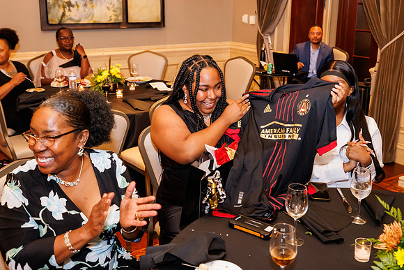 CelebrationDinner_10042022_KarlLMoore-145