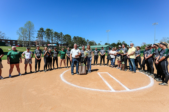 SrSoftball_04022017_KarlLMoore-26