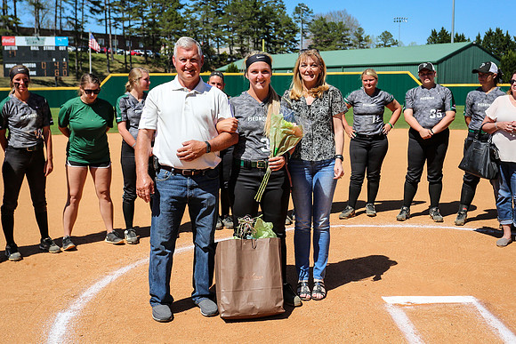 SrSoftball_04022017_KarlLMoore-25