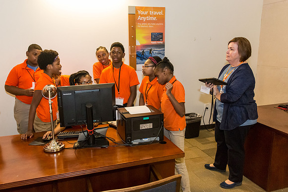 Veritiv_11132017_KarlLMoore-77