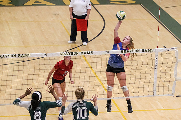 PRVolleyball_10112017_KarlLMoore-48