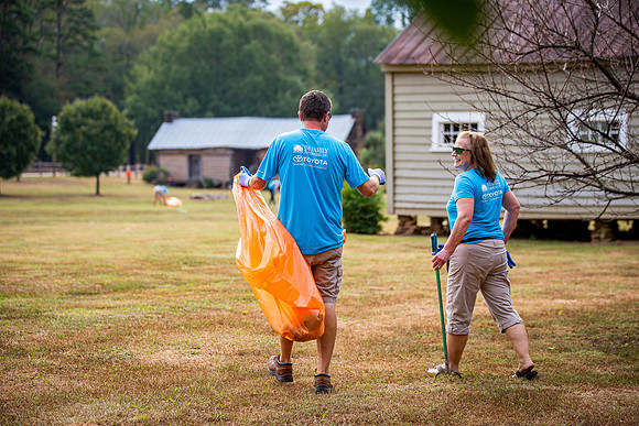 JMFAMILY_20190928_HurricaneShoalsParkCleanUp_SB2_2237