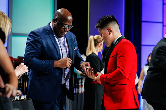 AwardsGala_07292022_KarlLMoore-72