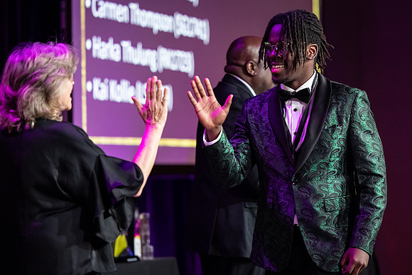 AwardsGala_08022024_MooreshotsLLC-121
