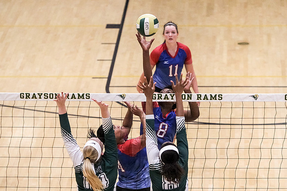 PRVolleyball_10112017_KarlLMoore-50
