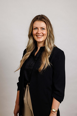 Headshots_05152024_MooreshotsLLC-87