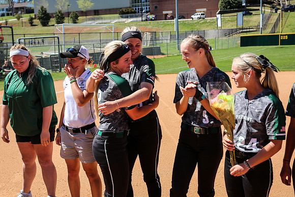 SrSoftball_04022017_KarlLMoore-23