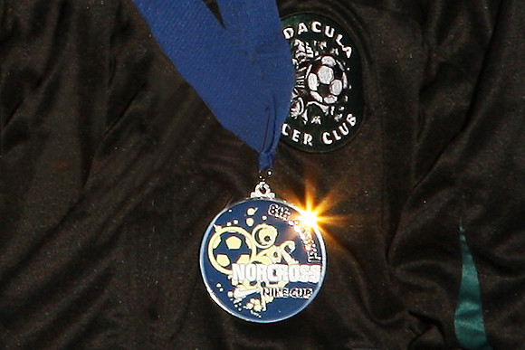 Nike Medal 4