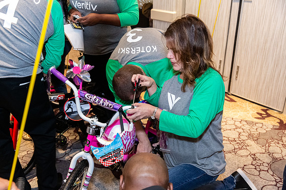 Veritiv_10172018_KarlLMoore-251