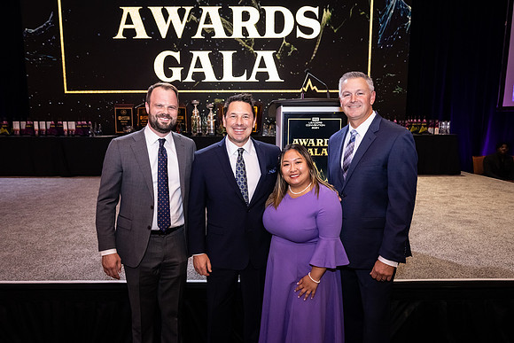 AwardsGala_08022024_MooreshotsLLC-39