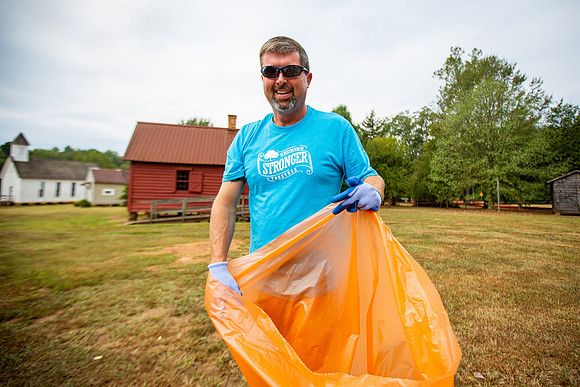 JMFAMILY_20190928_HurricaneShoalsParkCleanUp_SB1_2788