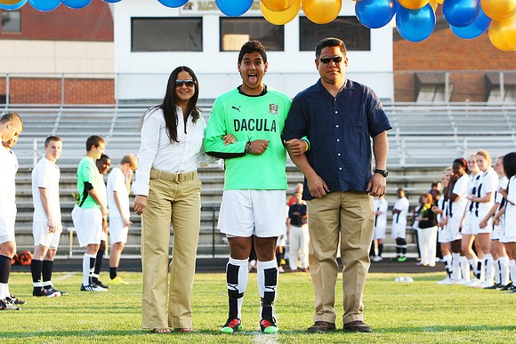 KLM_DHS Senior Night 2010_027