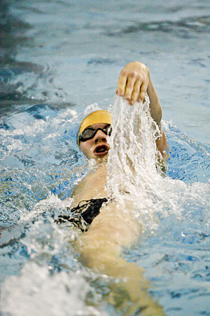 KLM_DHS Swim_01202011-038