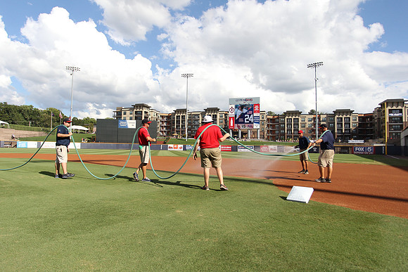 Groundscrew_08132016_KarlLMoore-5
