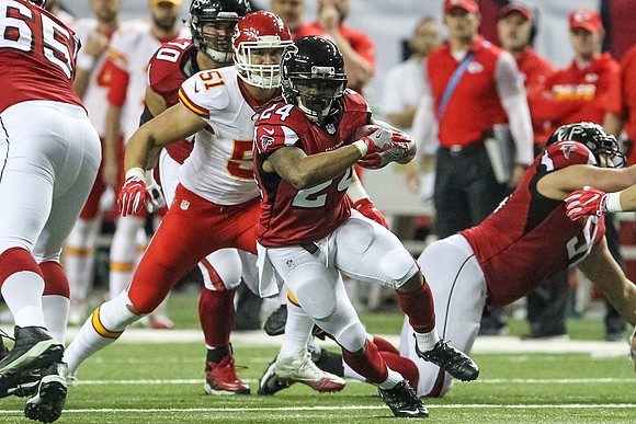 Falcons_12042016_KarlLMoore-4