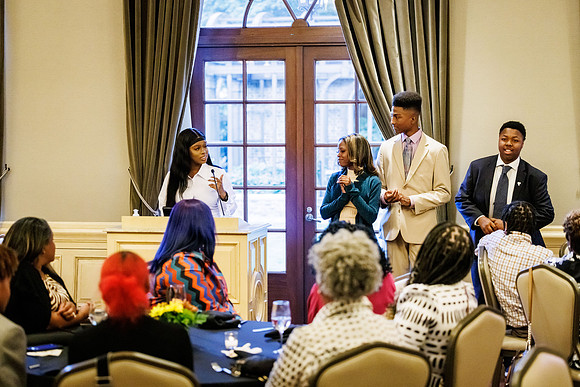 CelebrationDinner_10042022_KarlLMoore-40