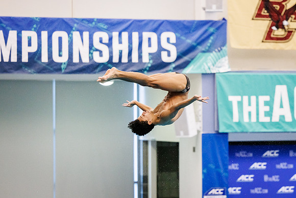 ThursdayDiving_02162023_MooreshotsLLC-11