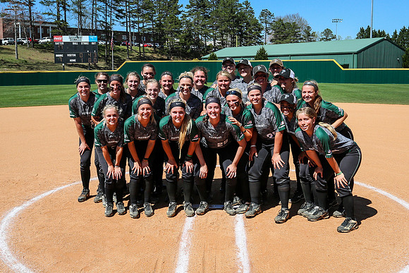 SrSoftball_04022017_KarlLMoore-29