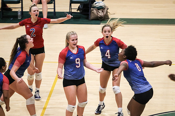 PRVolleyball_10112017_KarlLMoore-97