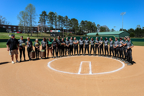 SrSoftball_04022017_KarlLMoore-2