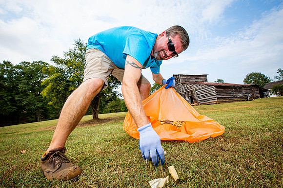 JMFAMILY_20190928_HurricaneShoalsParkCleanUp_SB1_2985