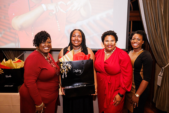 CelebrationDinner_10042022_KarlLMoore-139