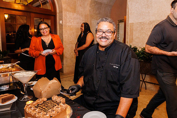 CelebrationDinner_10042022_KarlLMoore-110