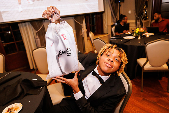 CelebrationDinner_10042022_KarlLMoore-159